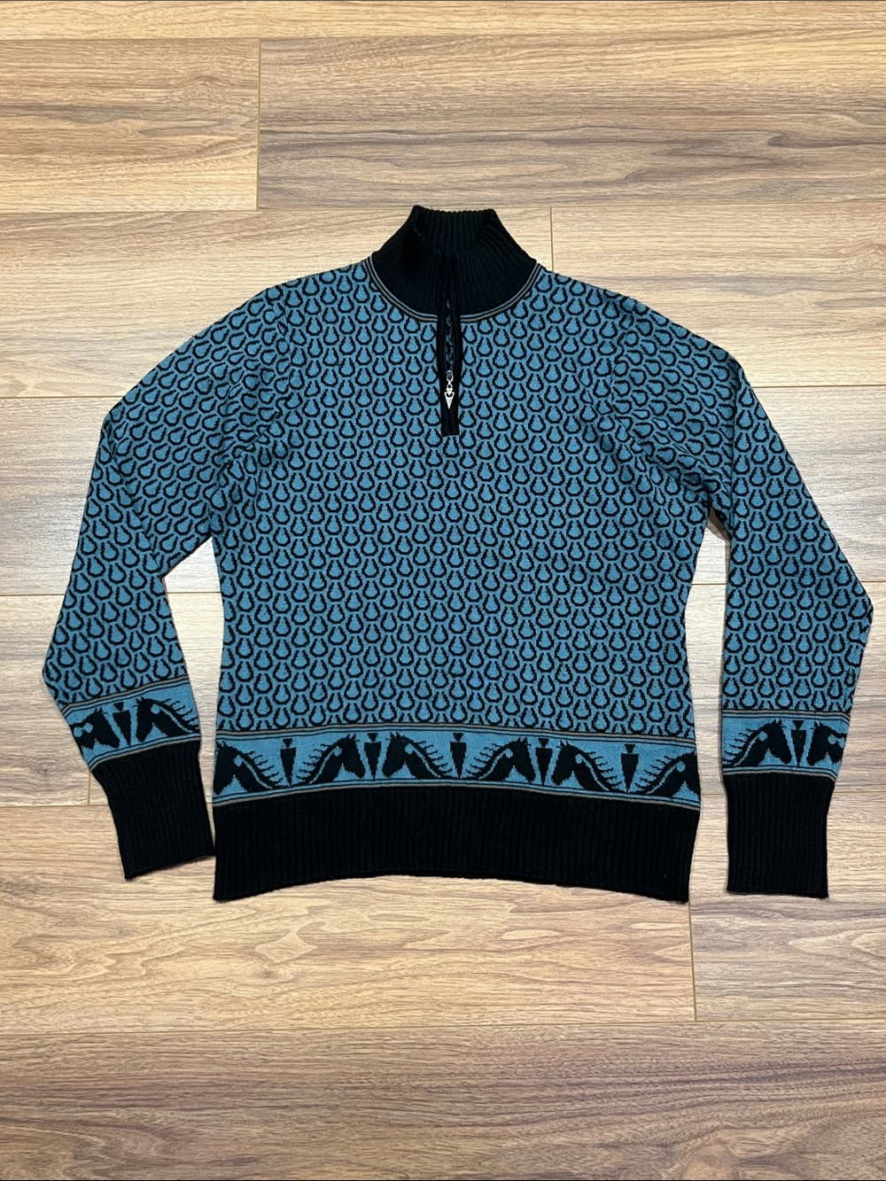 Kerrits Turtleneck Horseshoe Quarter Zip Sweater in Blue/Black Size Large?
